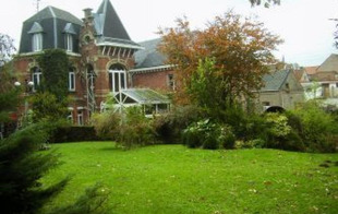 Le Village - Artres