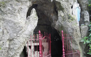 Grotte de l'église St Martin - ARTRES - Artres