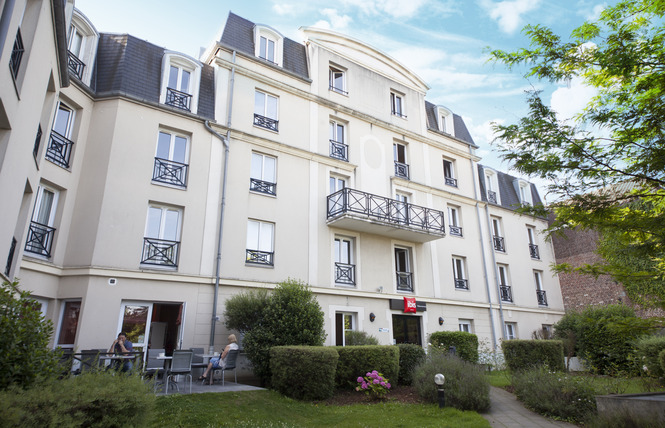 Ibis Valenciennes 8 - Valenciennes